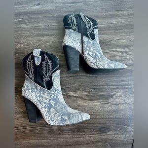 Dingo Women's Calico Boots - Snakeskin - Black/White/Grey - SZ 10 - with…